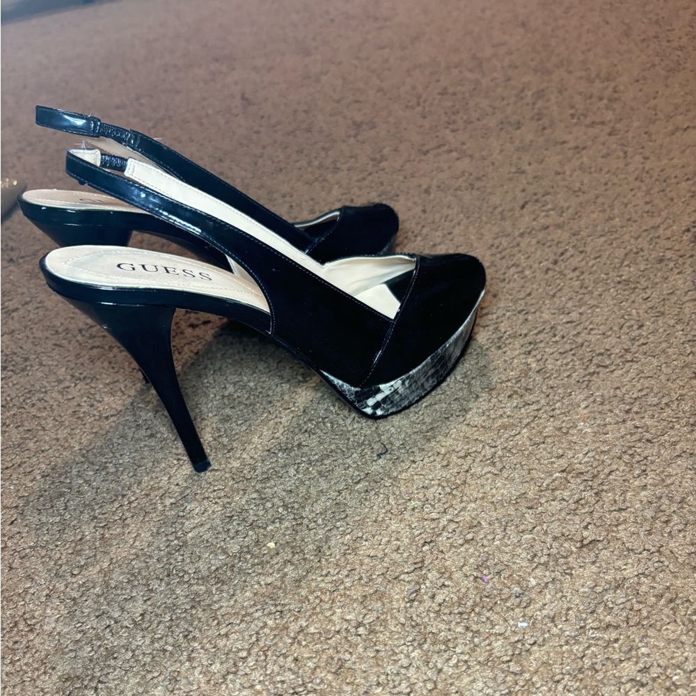 Guess high heel shoes